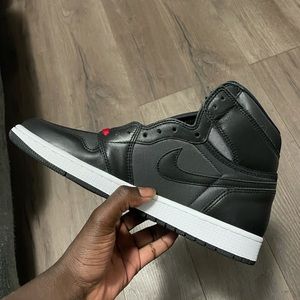 Air Jordan 1 Retro High OG “Black Gym Red”